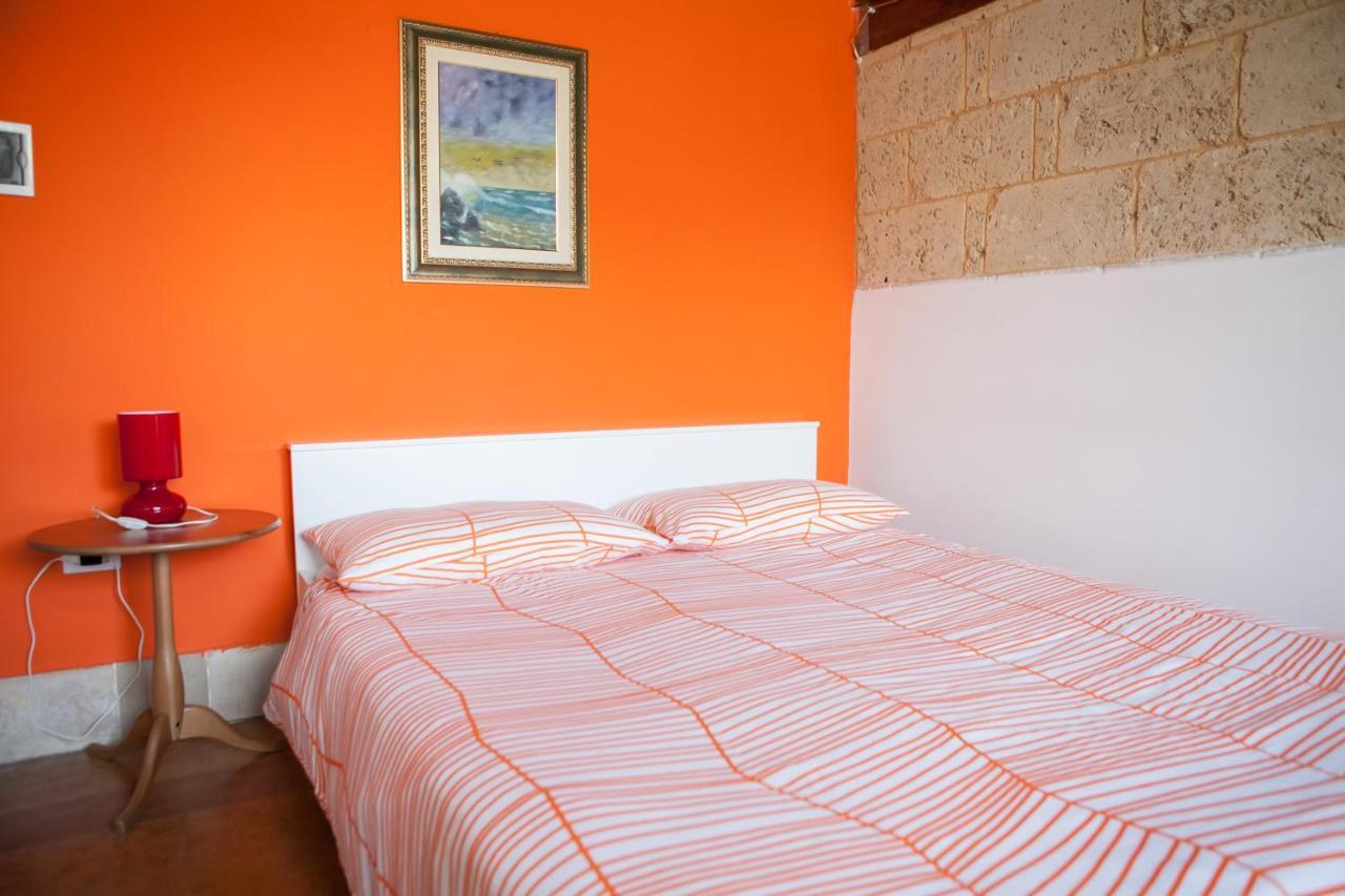 B&B I Tre Ulivi 살리체 살렌티노 외부 사진